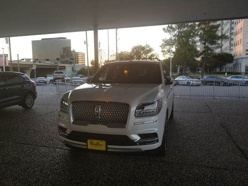 Lincoln Mercury Dealer «West Point Lincoln», reviews and photos, 11666 Katy Fwy, Houston, TX 77043, USA
