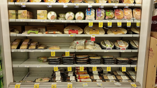 Grocery Store «Safeway», reviews and photos, 2525 SE Tualatin Valley Hwy, Hillsboro, OR 97123, USA