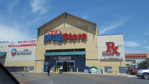 Grocery Store «H-E-B Grocery», reviews and photos, 1301 Wooded Acres Dr, Waco, TX 76710, USA