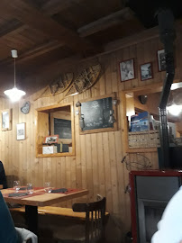 Atmosphère du Restaurant français Restaurant La Crèmerie du Glacier à Chamonix-Mont-Blanc - n°8