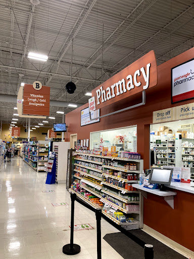 Supermarket «Giant Eagle Supermarket», reviews and photos, 21593 Lorain Rd, Fairview Park, OH 44126, USA