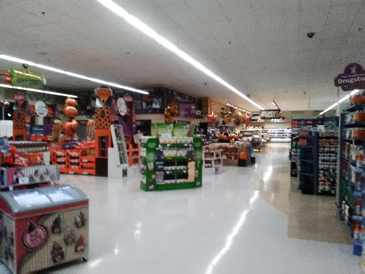 Grocery Store «Giant Food Stores», reviews and photos, 255S S Spring Garden St, Carlisle, PA 17013, USA