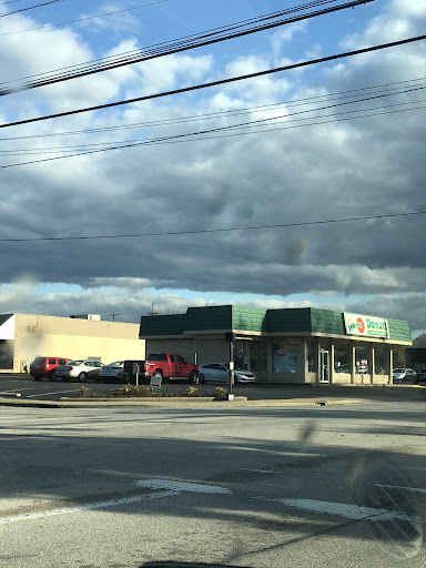 Donut Shop «Jubilee Donuts Inc», reviews and photos, 2686 Front St, Cuyahoga Falls, OH 44221, USA