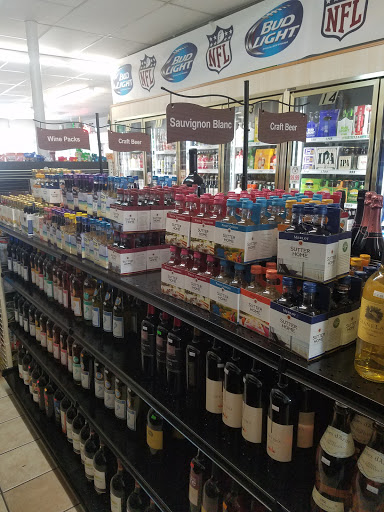 Liquor Store «Country Club Liquors», reviews and photos, 74495 CA-111, Palm Desert, CA 92260, USA