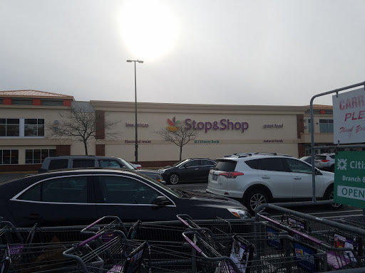 Grocery Store «Super Stop & Shop», reviews and photos, 446 Putnam Pike, Greenville, RI 02828, USA
