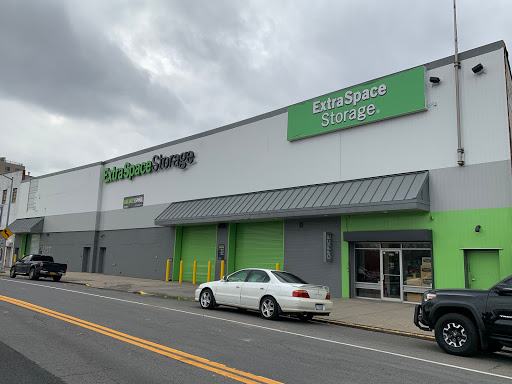 Self-Storage Facility «Secure Self Storage», reviews and photos, 1725 W Farms Rd, Bronx, NY 10460, USA