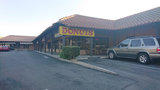 Good Times Donuts, 3220 S Brea Canyon Rd # G, Diamond Bar, CA 91765, USA, 