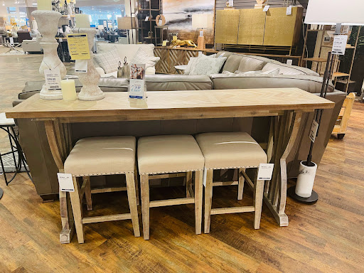 Furniture Store «Steinhafels Furniture», reviews and photos, 9191 South 13th Street, Oak Creek, WI 53154, USA