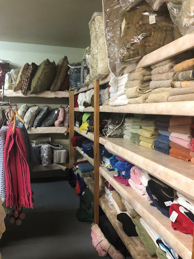 Thrift Store «Hope Chest Thrift Store», reviews and photos, 1215 8th Ave W, Bradenton, FL 34205, USA