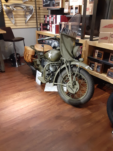 Motorcycle Dealer «Indian Motorcycle of Springfield», reviews and photos, 962 Southampton Rd, Westfield, MA 01085, USA