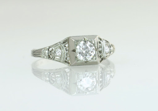 Jewelry Store «MUSE», reviews and photos, 279 Water St, Warren, RI 02885, USA