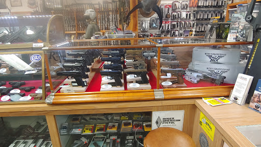 Gun Shop «The Gun Shop Inc. & Gun Range», reviews and photos, 1310 FL-44, Leesburg, FL 34748, USA