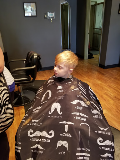 Beauty Salon «J Klips Family Hair care», reviews and photos, 2944 E Highland Rd, Highland Charter Twp, MI 48356, USA