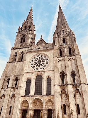 Boutique de souvenirs à Chartres
