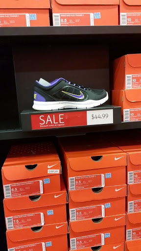 Sporting Goods Store «Nike Factory Store», reviews and photos, 6800 N 95th Ave #590, Glendale, AZ 85301, USA