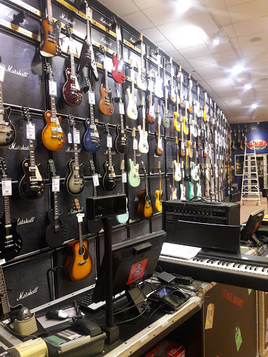 Music Store «Guitar Center», reviews and photos, 186 Banks Crossing, Fayetteville, GA 30214, USA