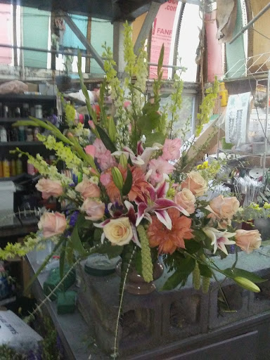 Florist «Encore Florist and Palm House», reviews and photos, 2307 S Broad St, Trenton, NJ 08610, USA