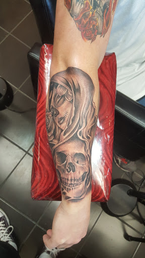 Explore 1x1 tattoo ideas, creative tattoo ideas in Lake Elsinore, available at Ink Sanity