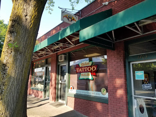 Tattoo Shop «Deluxe Tattoo Parlor», reviews and photos, 1705 Broadway St, Vancouver, WA 98663, USA