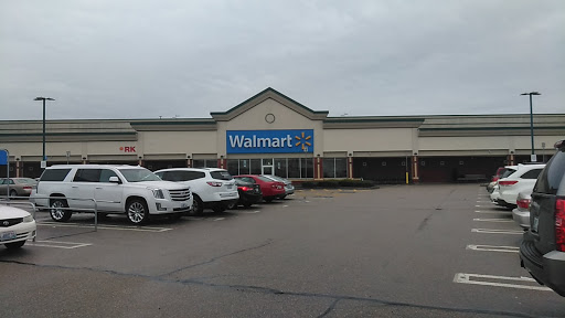Discount Store «Walmart», reviews and photos, 199 JT Connell Hwy, Newport, RI 02840, USA