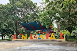 Sun Plaza Park image