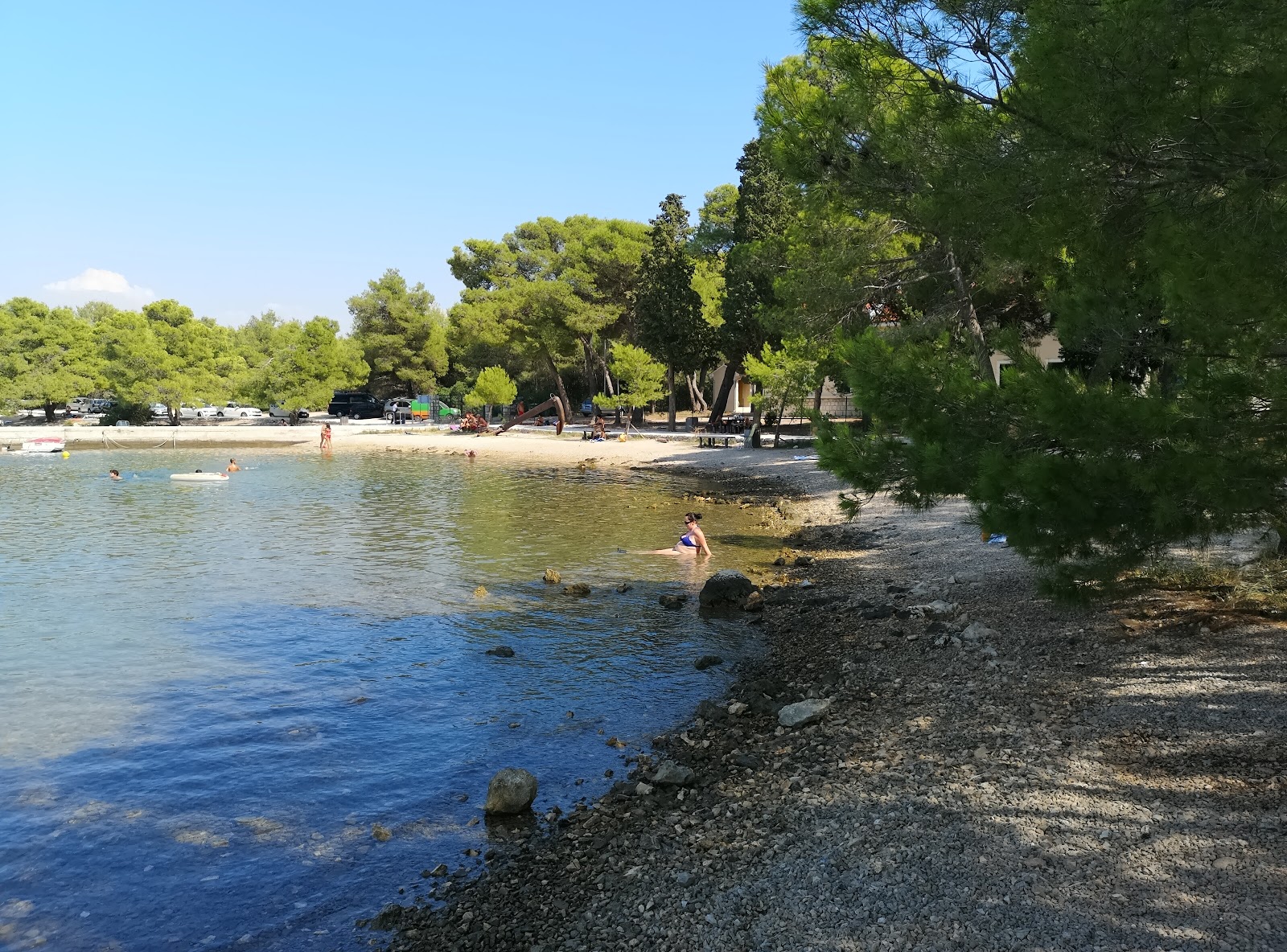 Foto van Sv. Nikola beach met lichte kiezelsteen oppervlakte