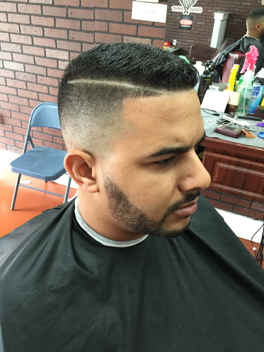 Barber Shop «Empire Barber Shop», reviews and photos, 1904 N Himes Ave, Tampa, FL 33607, USA