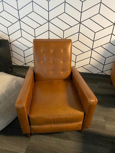 Used Office Furniture Store «Continental Office Group», reviews and photos, 4002 W Miller Rd, Garland, TX 75041, USA