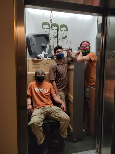 Moving Company «2 Brothers Moving & Delivery», reviews and photos, 3571 NW Yeon Ave, Portland, OR 97210, USA