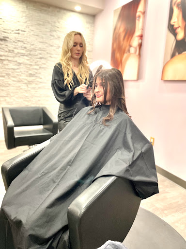 Spa «Aveda Level Salon Spa», reviews and photos, 720 S Village Cir, Tampa, FL 33606, USA