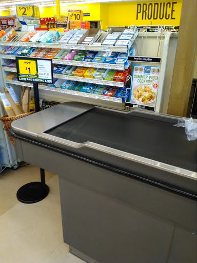 Grocery Store «Harveys Supermarket», reviews and photos, 306 S Harris St, Sandersville, GA 31082, USA