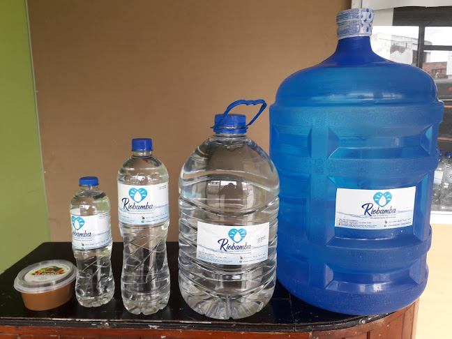 Opiniones de Agua Purificada RIOBAMBA EXPRESS en Riobamba - Tienda de ultramarinos