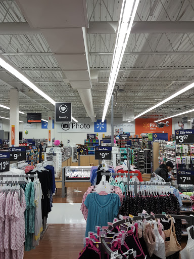 Discount Store «Walmart», reviews and photos, 250 NY-59, Suffern, NY 10901, USA