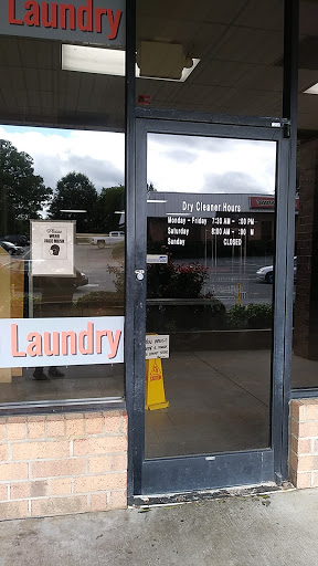 Laundromat «Village Oaks Coin Laundry», reviews and photos, 2510 Little Rock Rd, Charlotte, NC 28214, USA