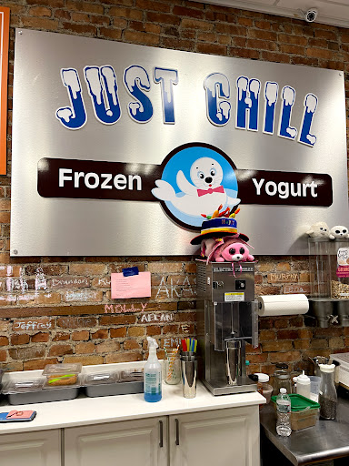 Frozen Yogurt Shop «Just Chill Frozen Desserts & Creperie», reviews and photos, 47 Main St, Clinton, NJ 08809, USA