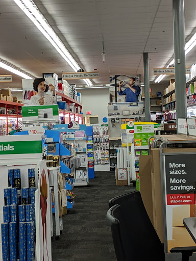 Office Supply Store «Staples», reviews and photos, 965 Loucks Rd, York, PA 17404, USA