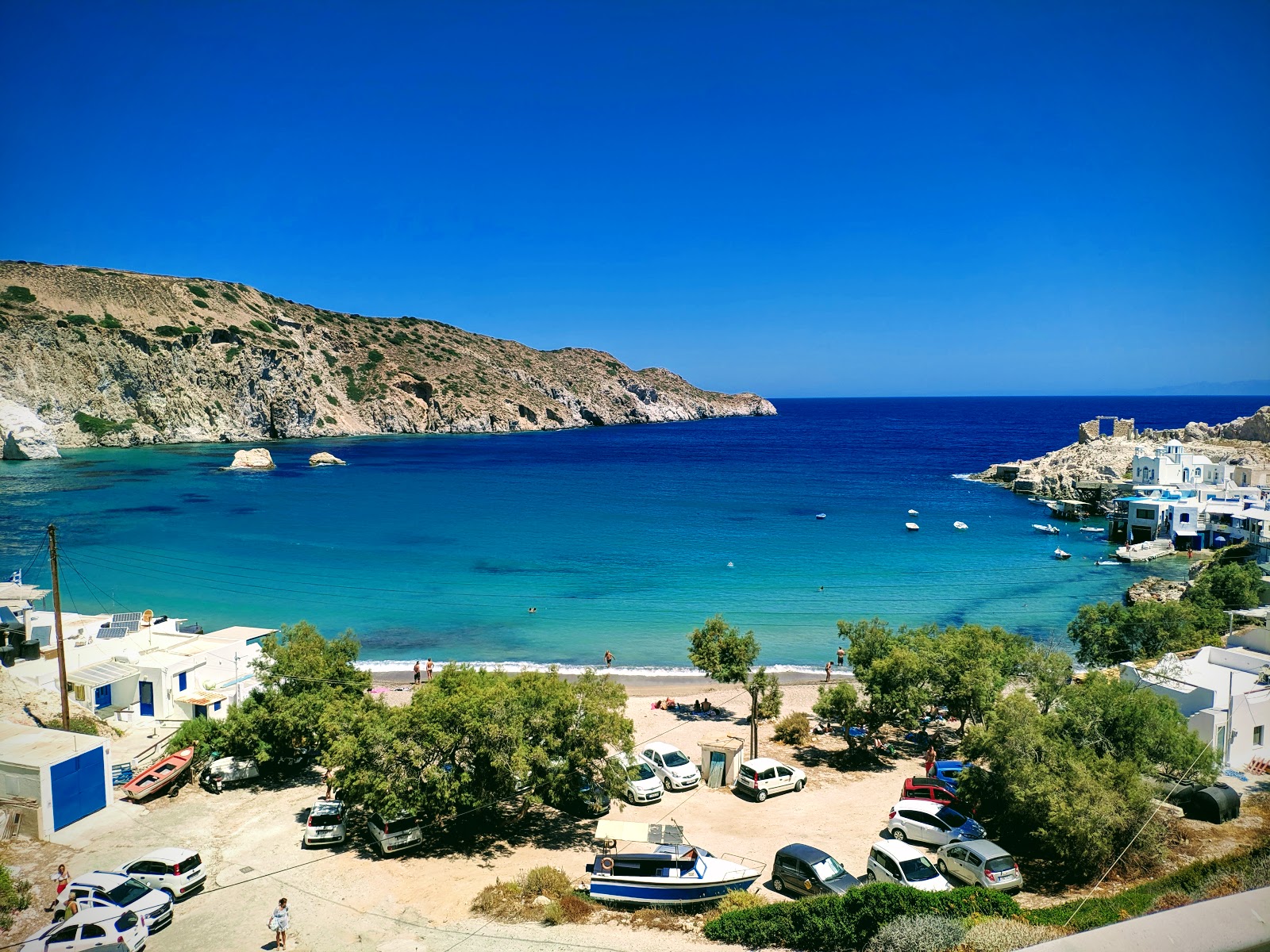 Fotografija Firopotamos beach z majhen zaliv