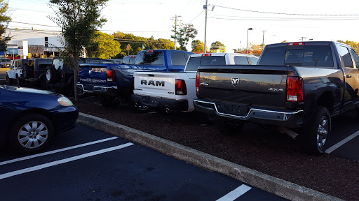 Car Dealer «Milford Auto Group - Jeep Chrysler Dodge RAM», reviews and photos, 1470 Boston Post Rd, Milford, CT 06460, USA