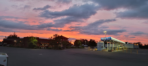 Truck Stop «Pioneer Villa Truck Plaza Inc», reviews and photos, 33180 OR-228, Halsey, OR 97348, USA