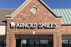 Arnold Smiles image