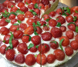 Cafe Kaffka Frau L und Herr K photo