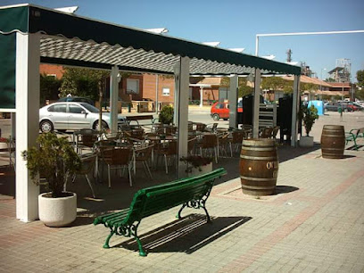 Bar El Paseo Restaurante - Av. de Castilla y León, 47260 Cabezón de Pisuerga, Valladolid, Spain