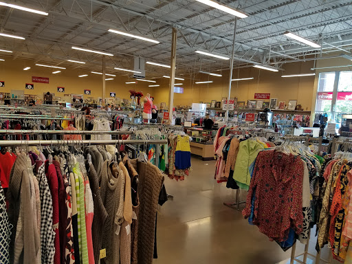 Thrift Store «St Vincent De Paul - West Broadway Thrift Store», reviews and photos, 2345 W Broadway, Eugene, OR 97402, USA