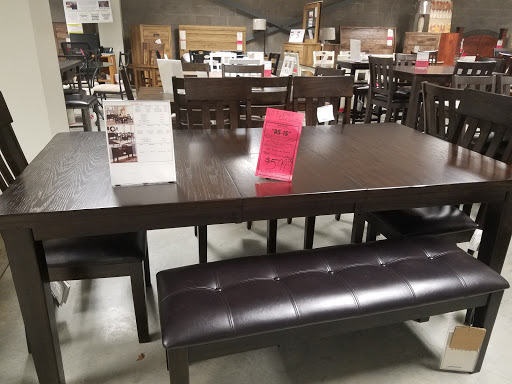 Furniture Store «Wayside Furniture», reviews and photos, 1367 Canton Rd, Akron, OH 44312, USA