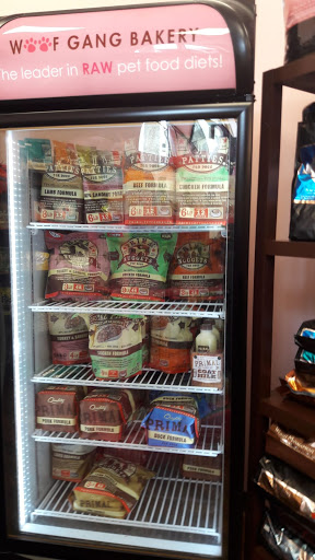 Pet Groomer «Woof Gang Bakery & Grooming, The Villages», reviews and photos, 3682 Meggison Rd, The Villages, FL 32163, USA