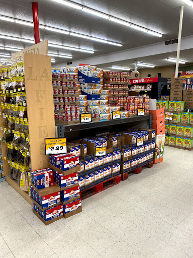 Grocery Store «Grocery Outlet Bargain Market», reviews and photos, 1936 MacDade Boulevard, Woodlyn, PA 19094, USA
