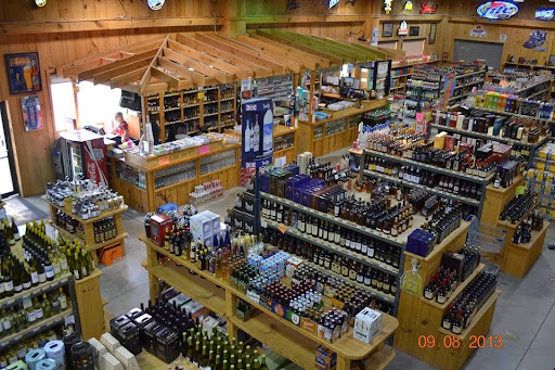 Liquor Store «Discount Spirits of Helen», reviews and photos, 50 Yonah St, Helen, GA 30545, USA