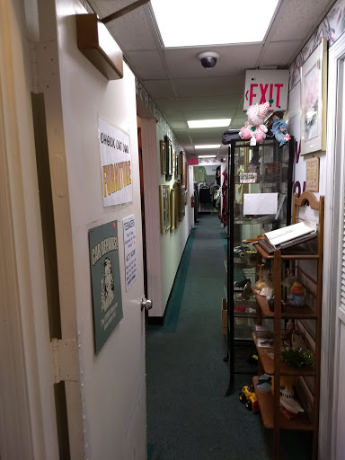 Thrift Store «New2you Thrift Store», reviews and photos, 206 William Howard Taft Rd #2, Cincinnati, OH 45219, USA