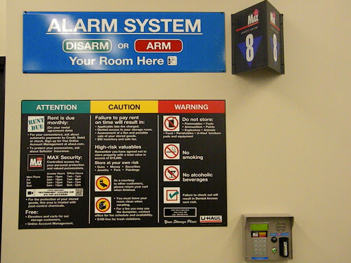 Truck Rental Agency «U-Haul Moving & Storage of Maple Shade», reviews and photos, 121 Kings Hwy, Maple Shade Township, NJ 08052, USA