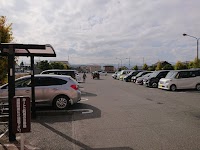 ベルク大塚店南側駐車場